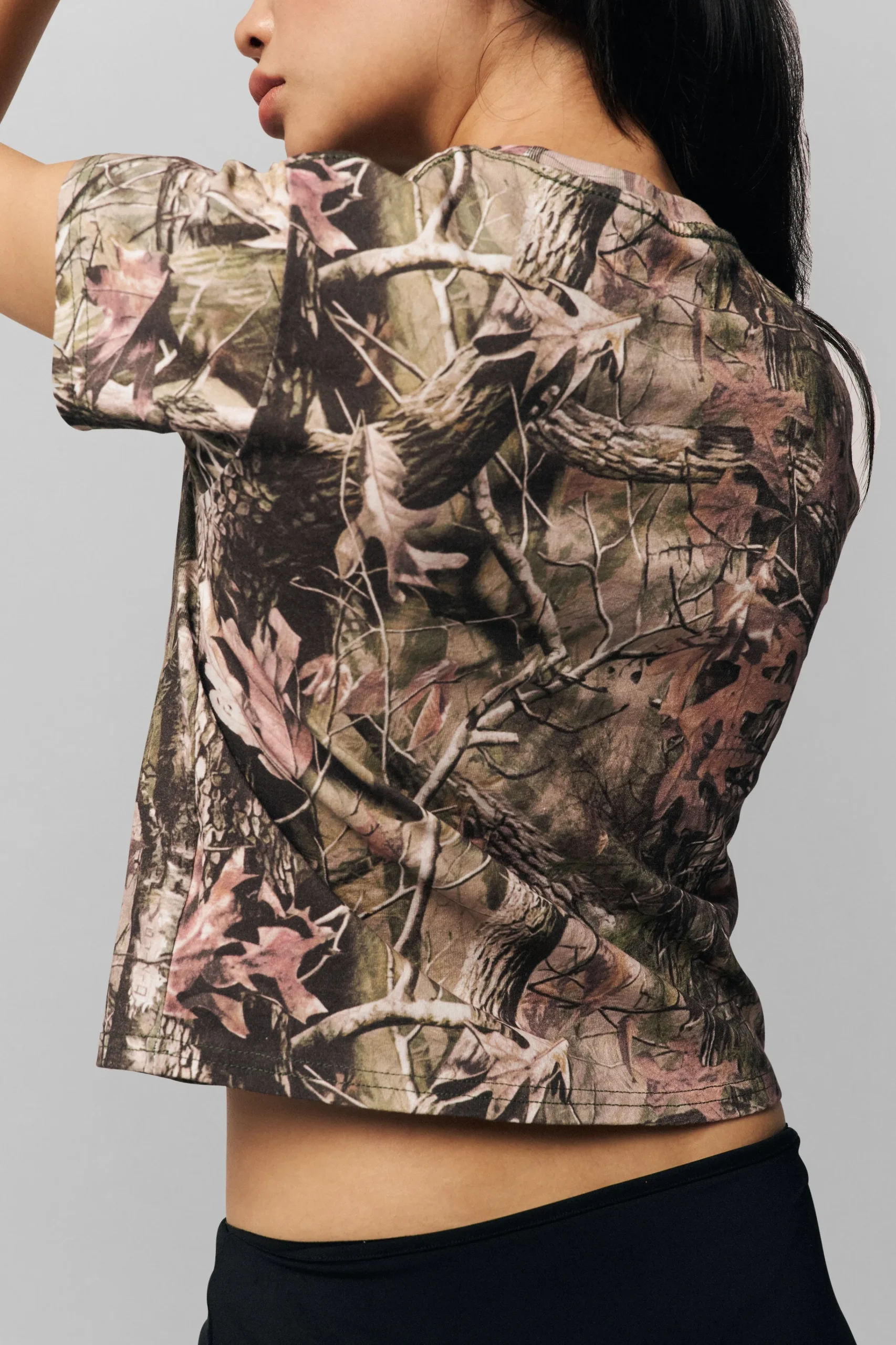 GUIZIO Camo Tee- Tees|Short Sleeve Tops