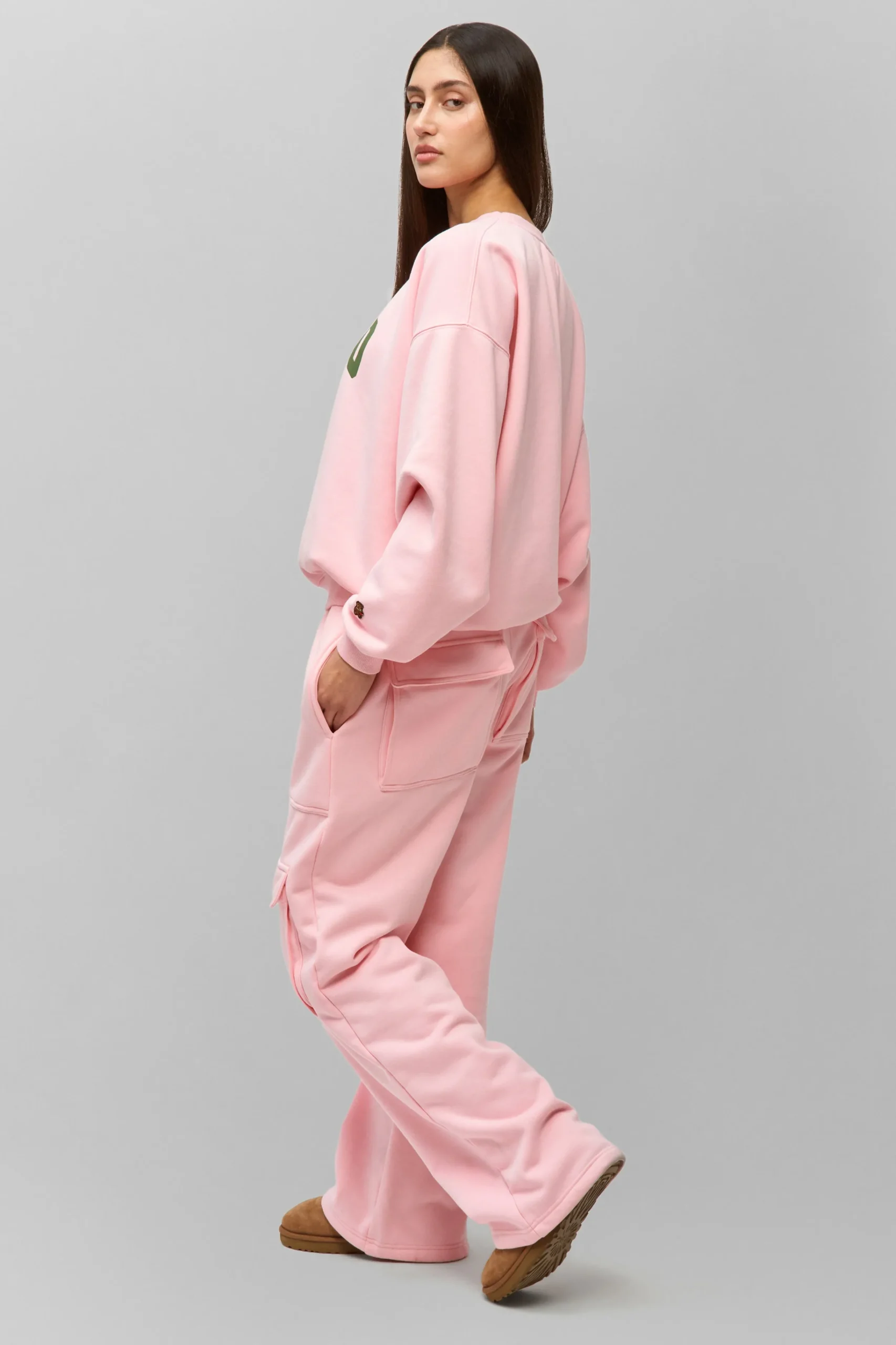 GUIZIO Fleece Cargo Sweatpant- Pants