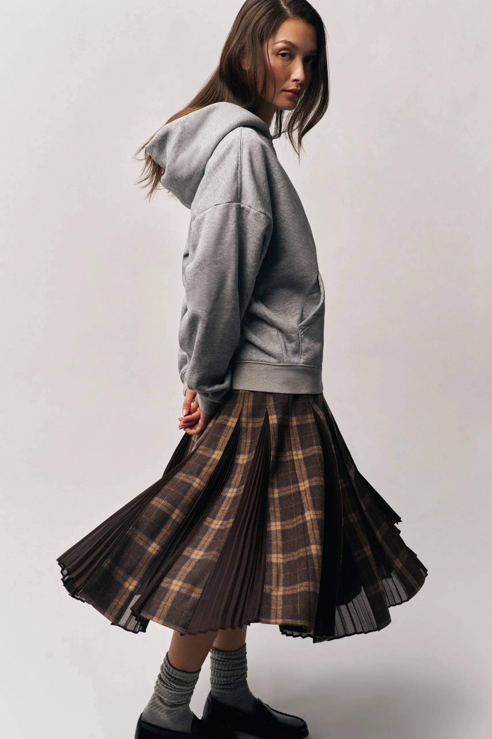 GUIZIO Gibson Chiffon Pleated Skirt- Midi Skirts|Skirts