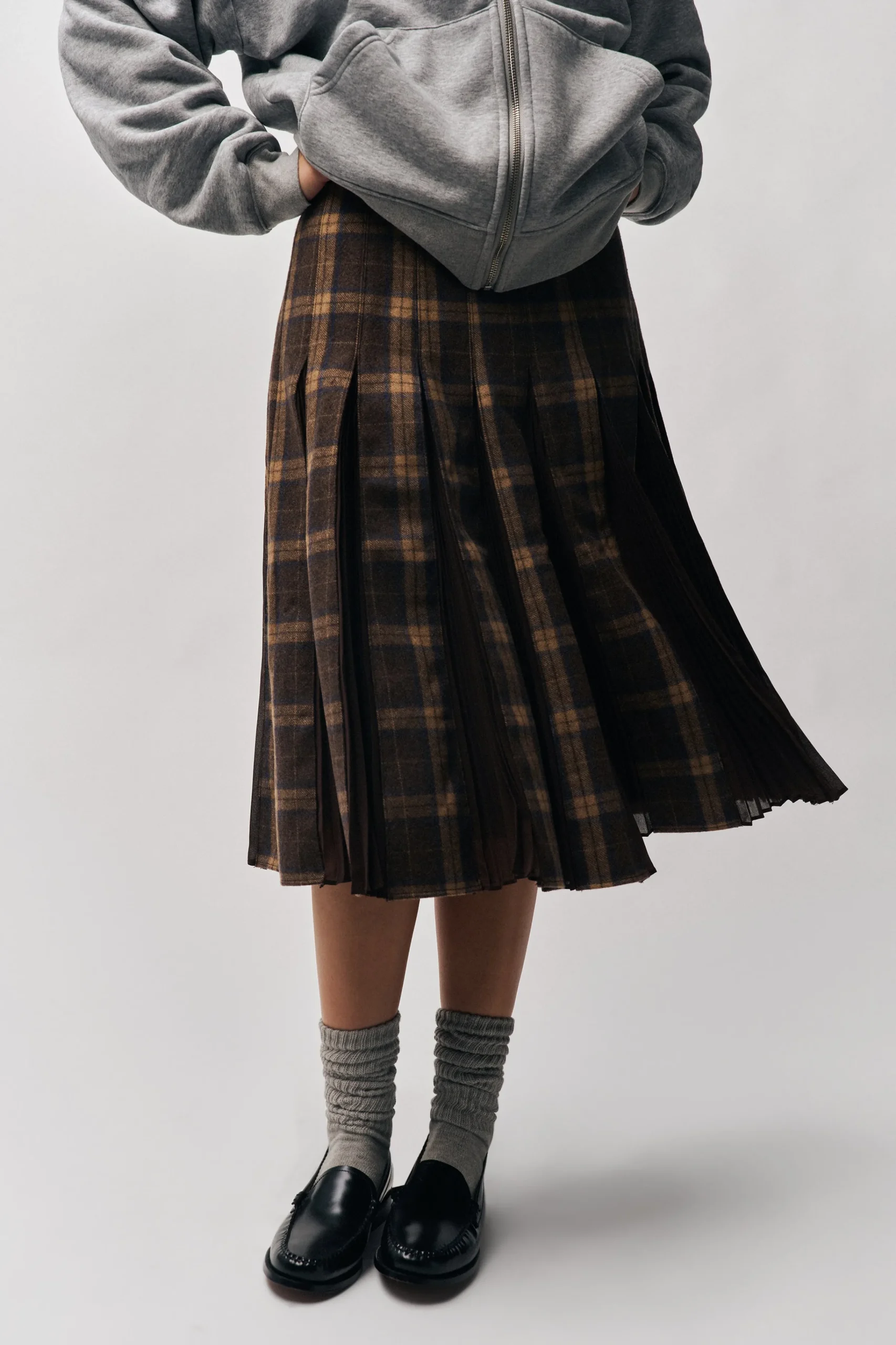 GUIZIO Gibson Chiffon Pleated Skirt- Midi Skirts|Skirts