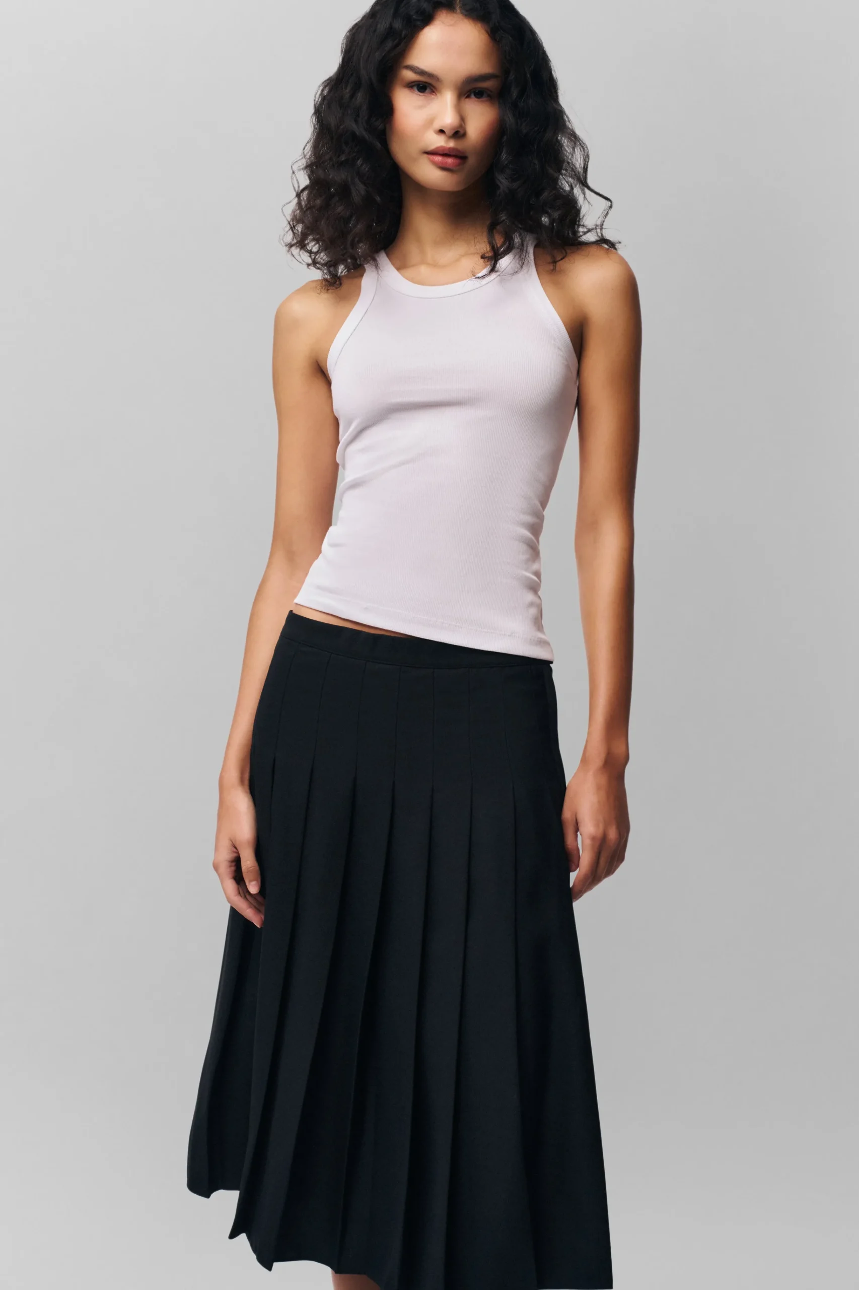 GUIZIO Gibson Pleated Skirt- Midi Skirts|Skirts