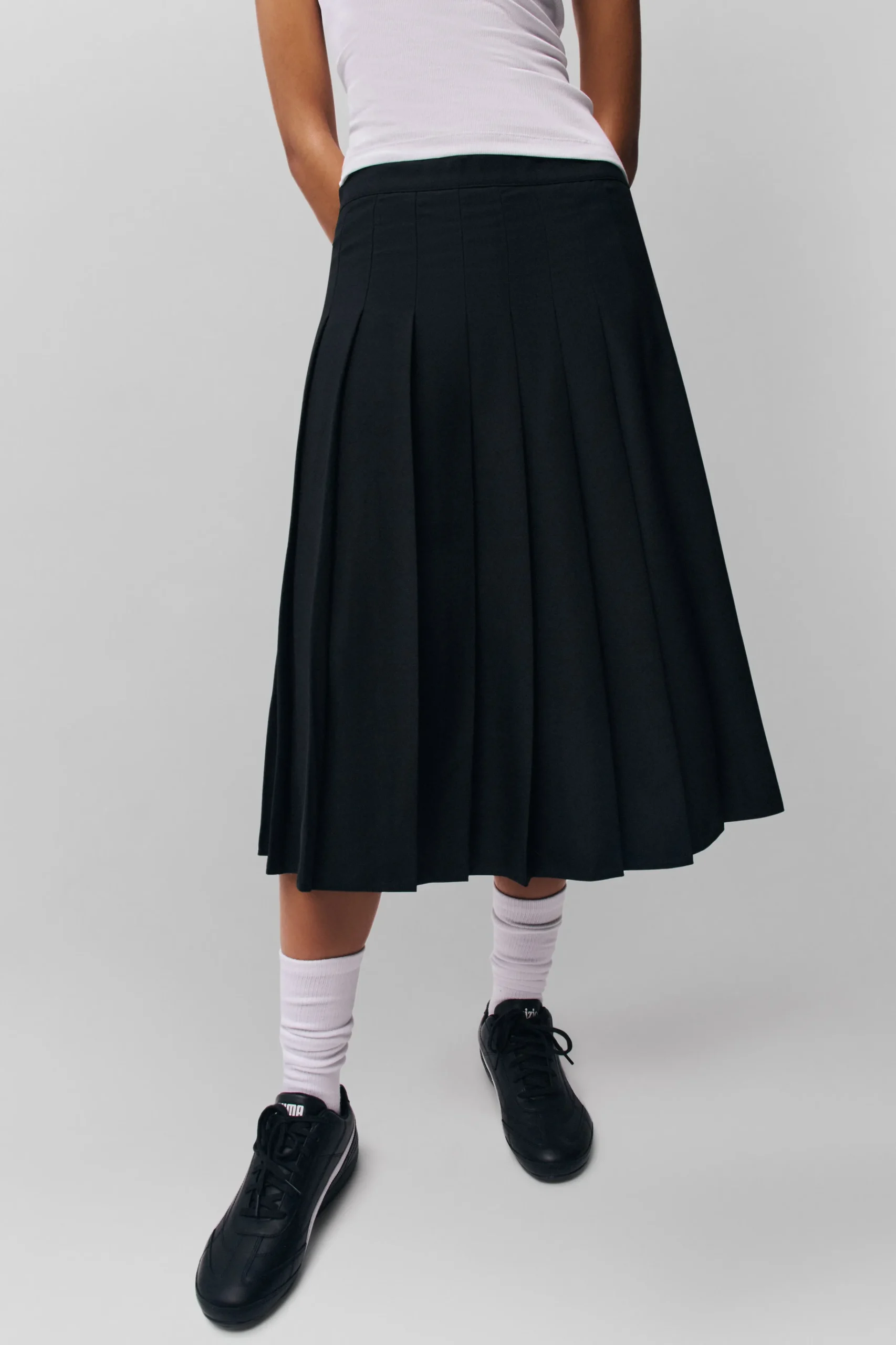 GUIZIO Gibson Pleated Skirt- Midi Skirts|Skirts
