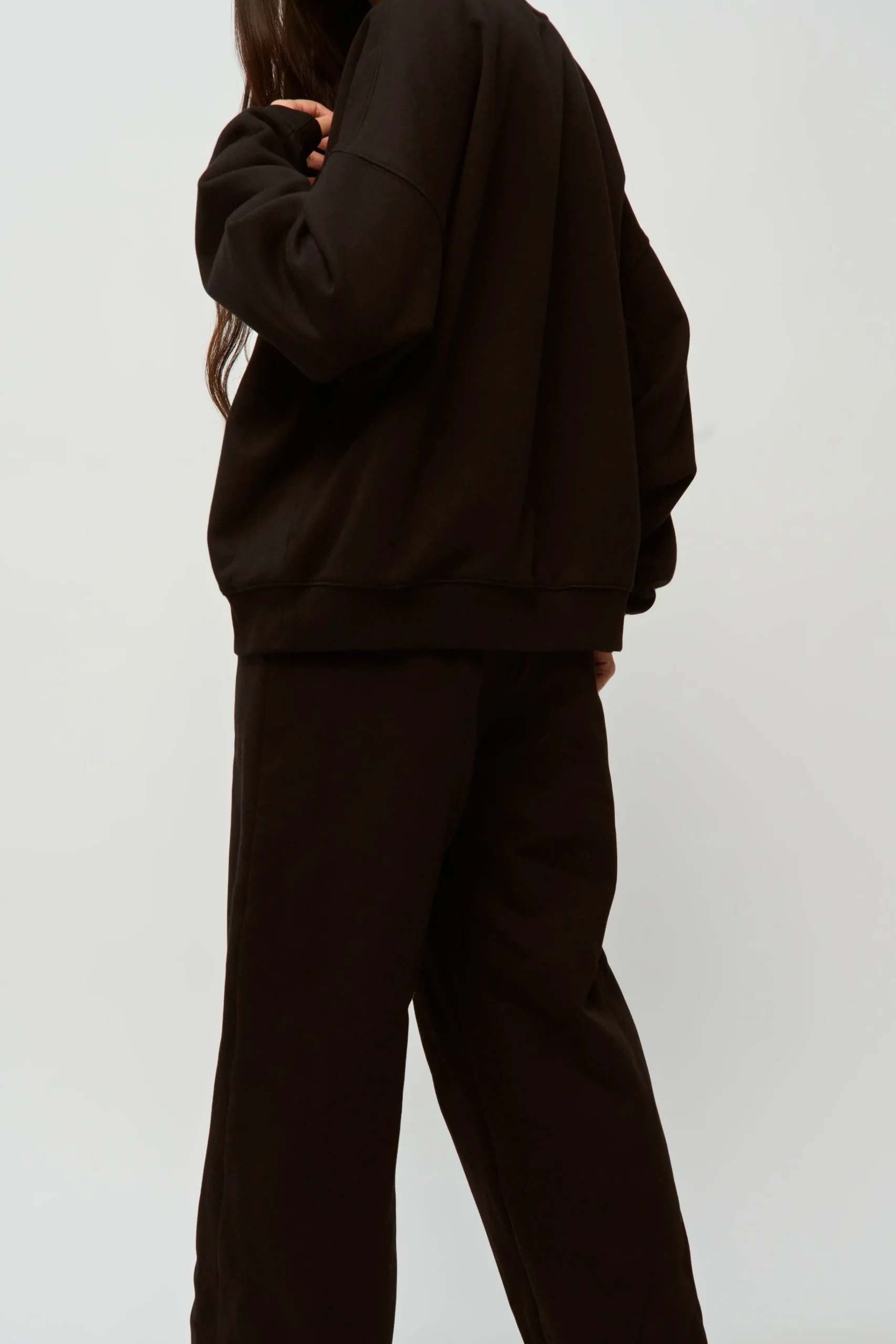 GUIZIO Fleece Crewneck- Sweaters|Sweatshirts & Hoodies