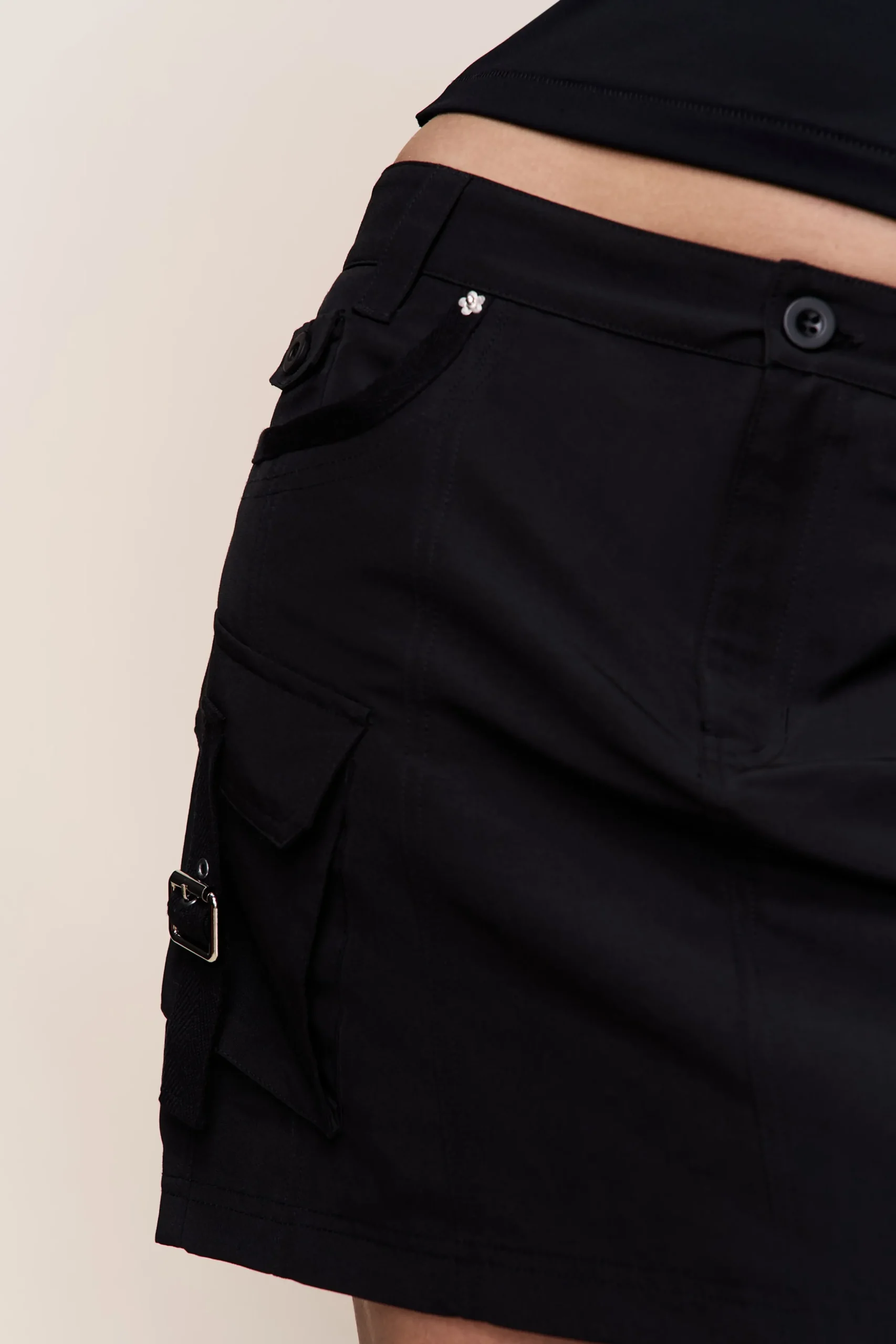 GUIZIO Hunter Cargo Skirt- Mini Skirts|Skirts