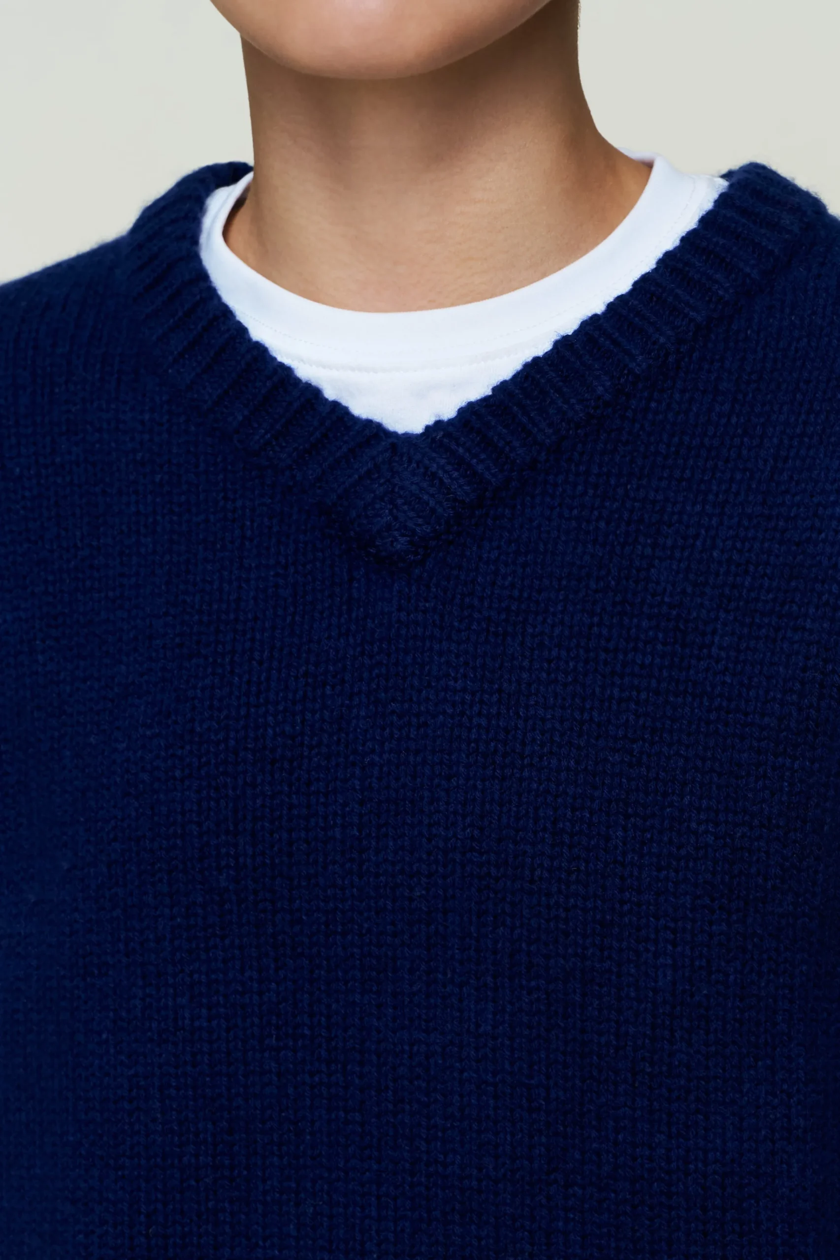 GUIZIO Joni Cashmere V-Neck Jumper- Sweaters