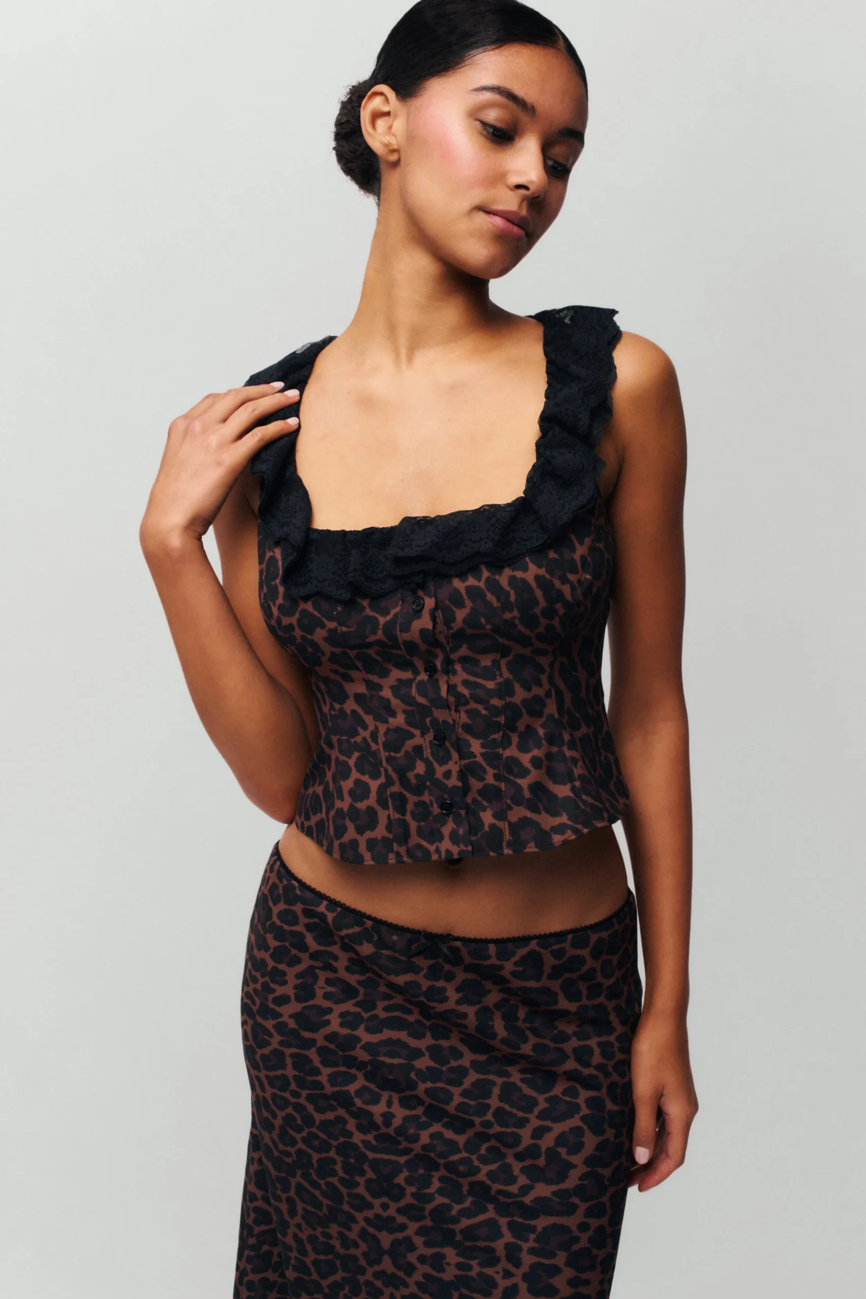 GUIZIO Paloma Lace Top- Sleeveless Tops|Tops
