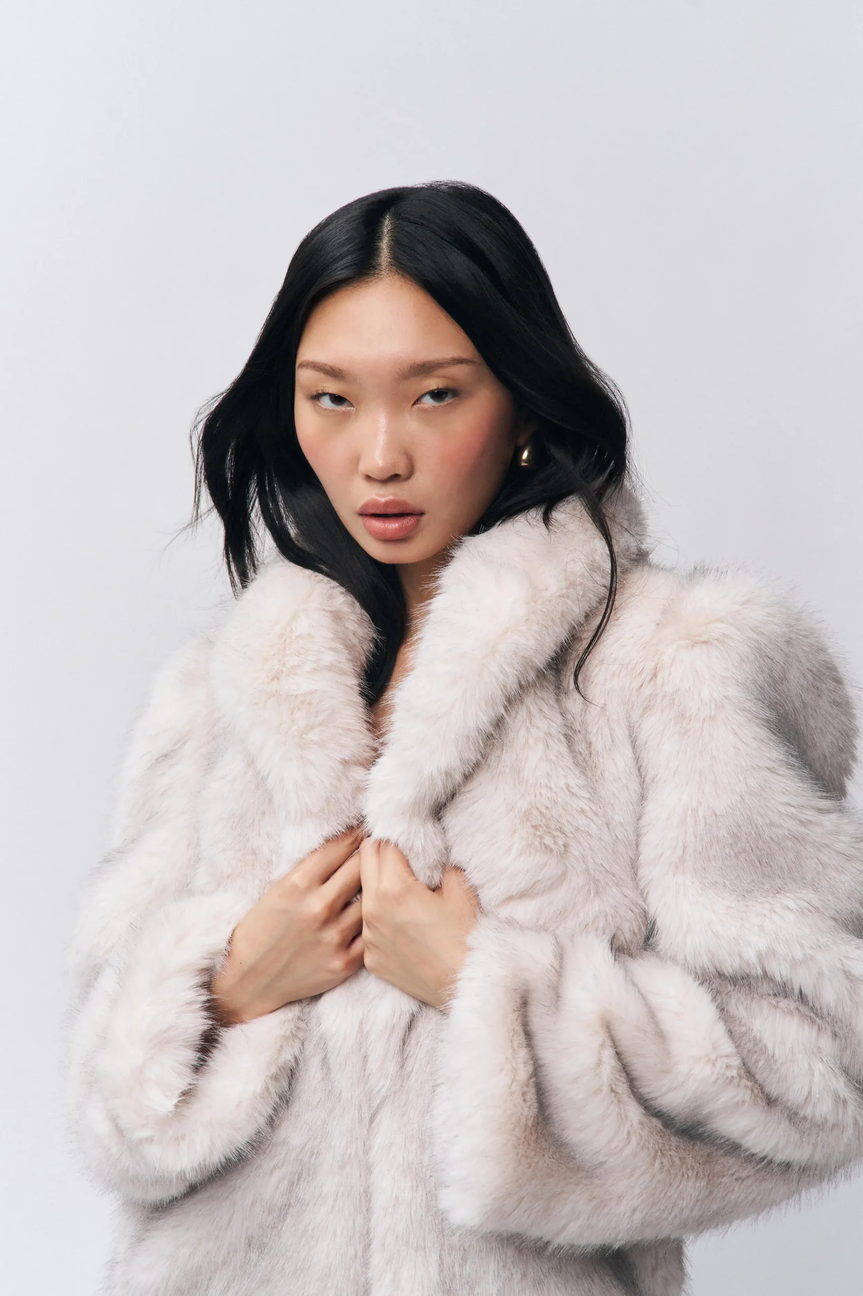 GUIZIO Roxie Faux Fur Coat- Jackets