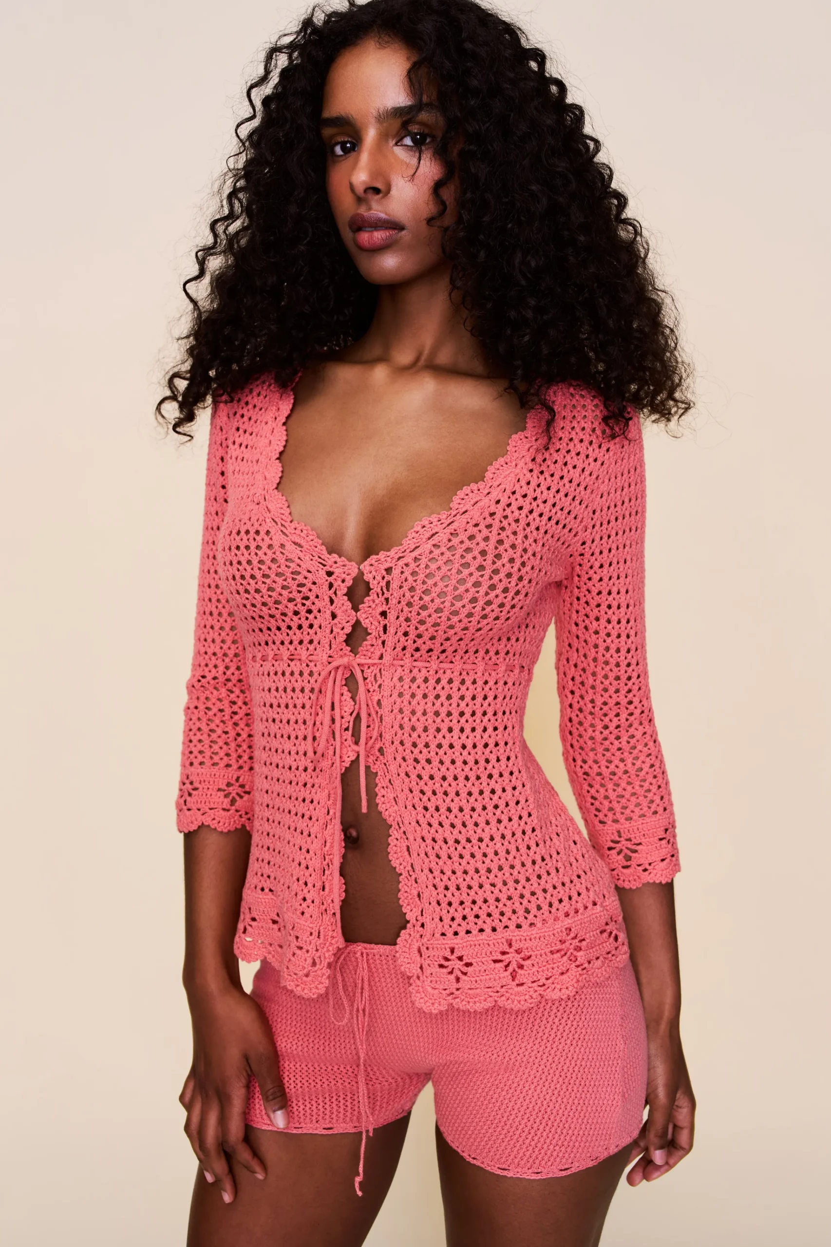 GUIZIO Scallop Knit Tie Short- Shorts