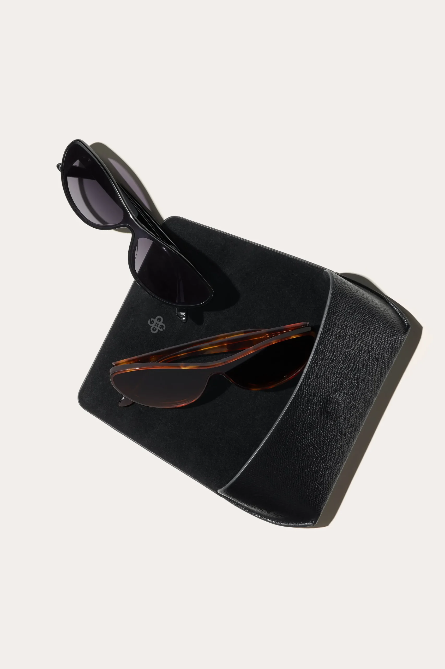 GUIZIO Slate Sunglasses- Eyewear