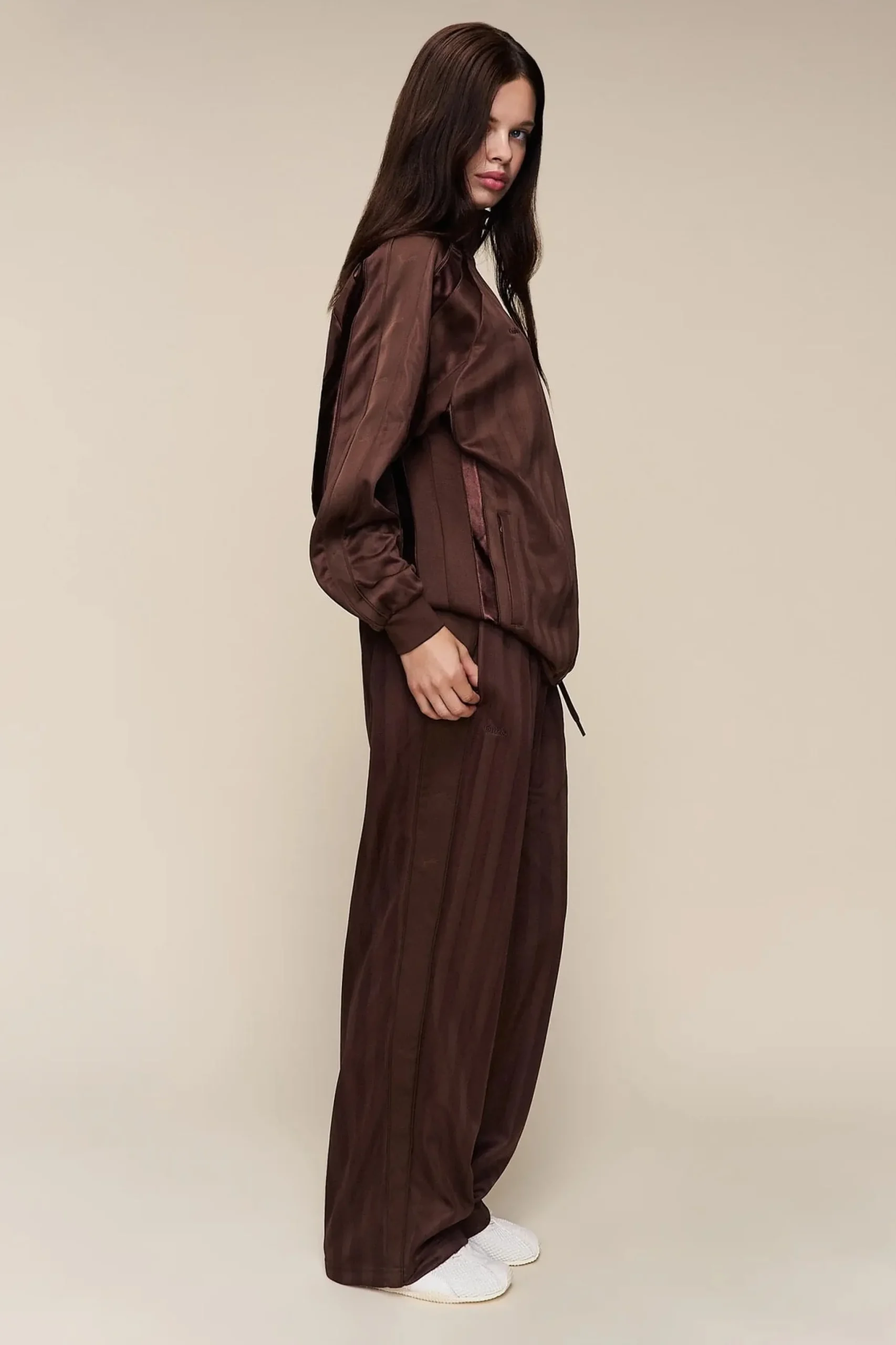 GUIZIO T7 Track Jacket- Sneakers