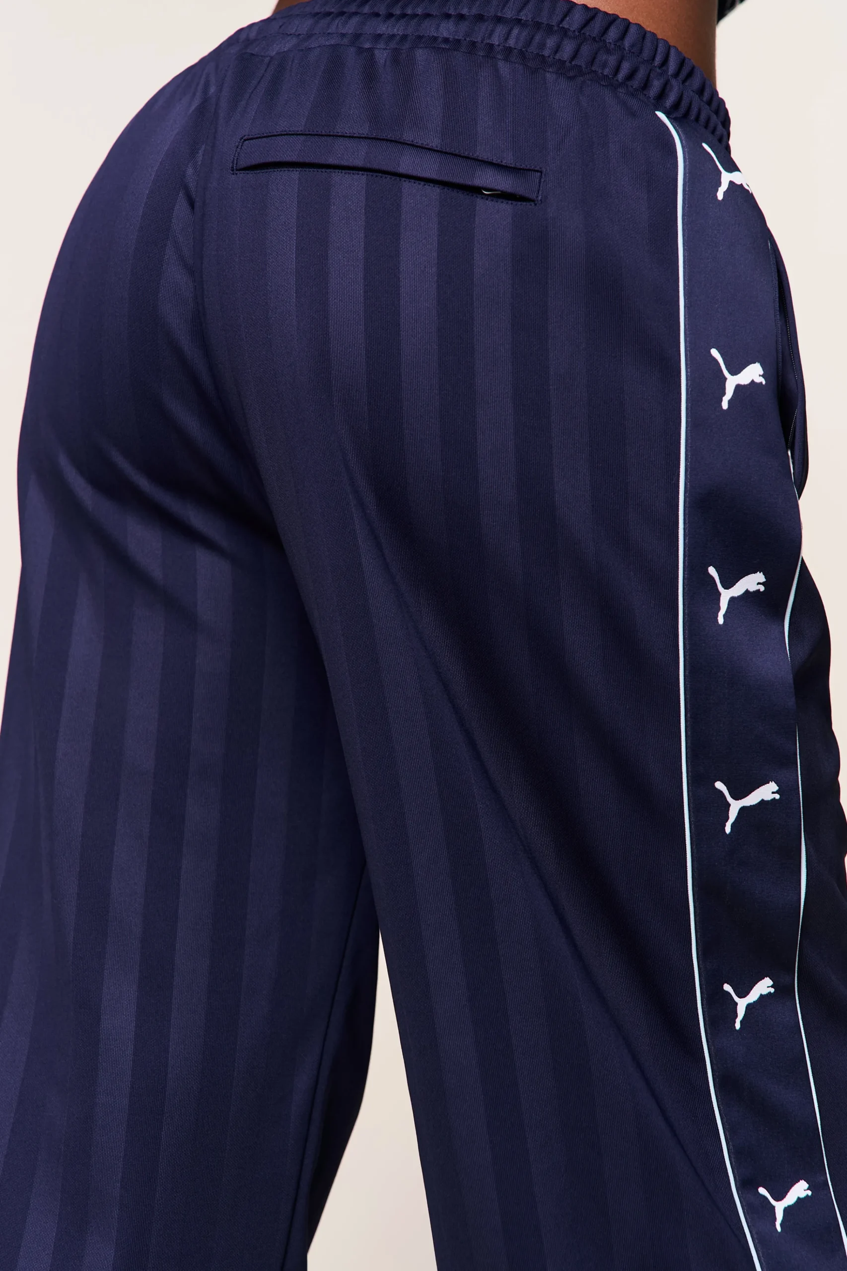 GUIZIO T7 Track Pants- Sneakers