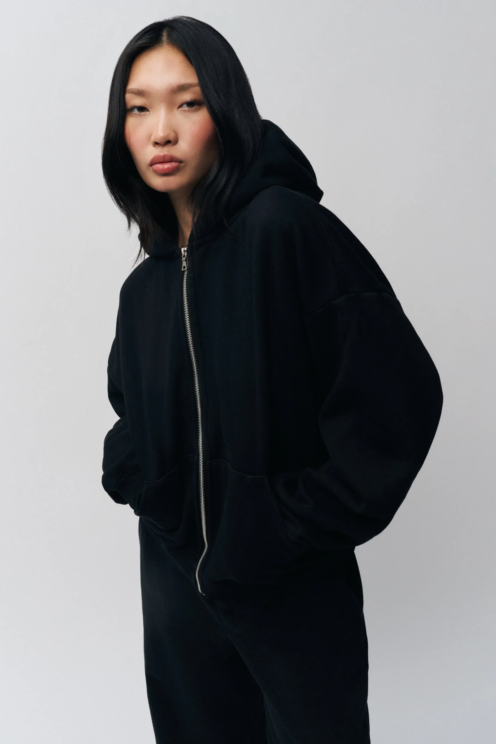 GUIZIO Zip Up Hoodie- Sweaters|Sweatshirts & Hoodies