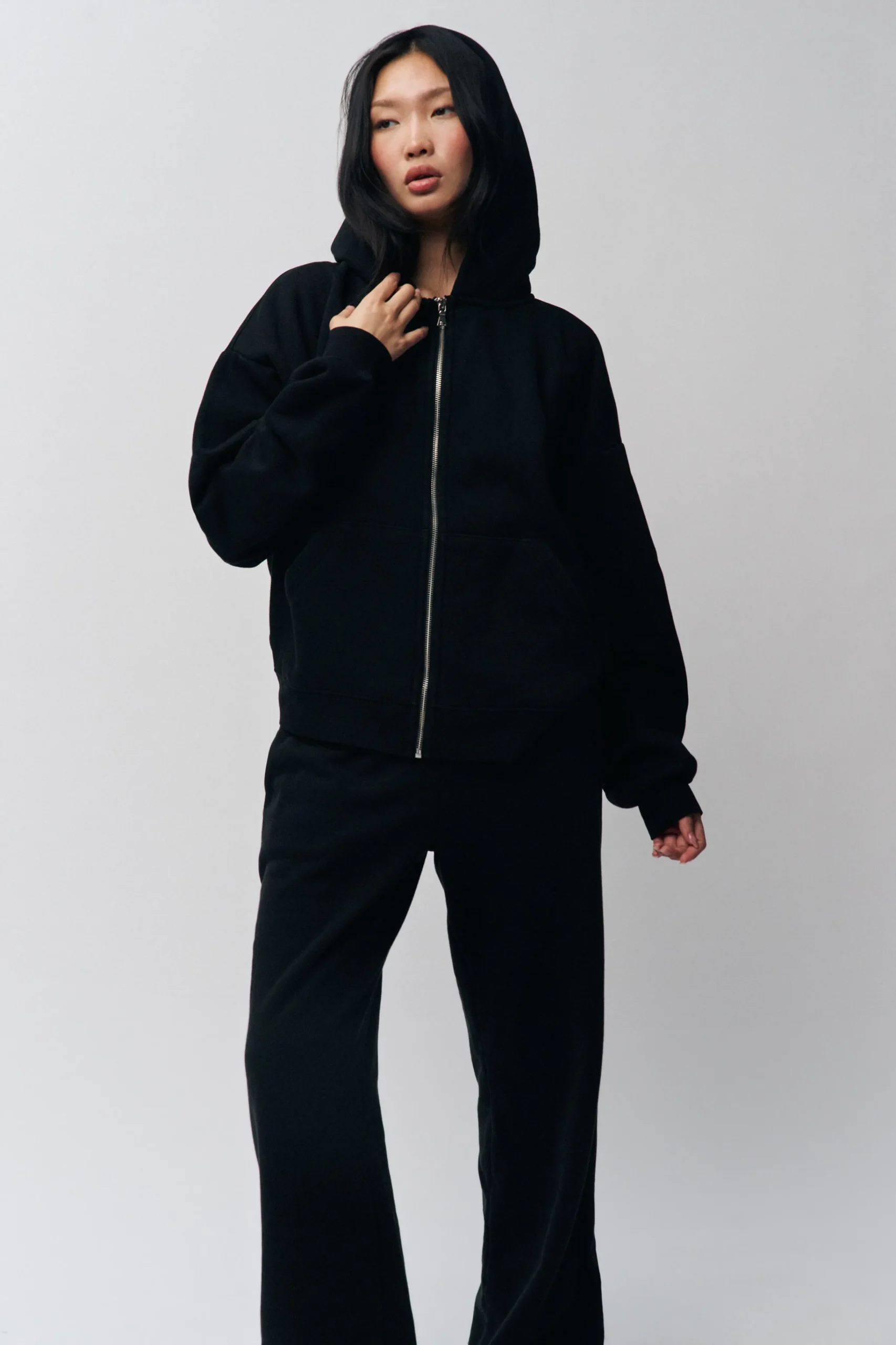 GUIZIO Zip Up Hoodie- Sweaters|Sweatshirts & Hoodies