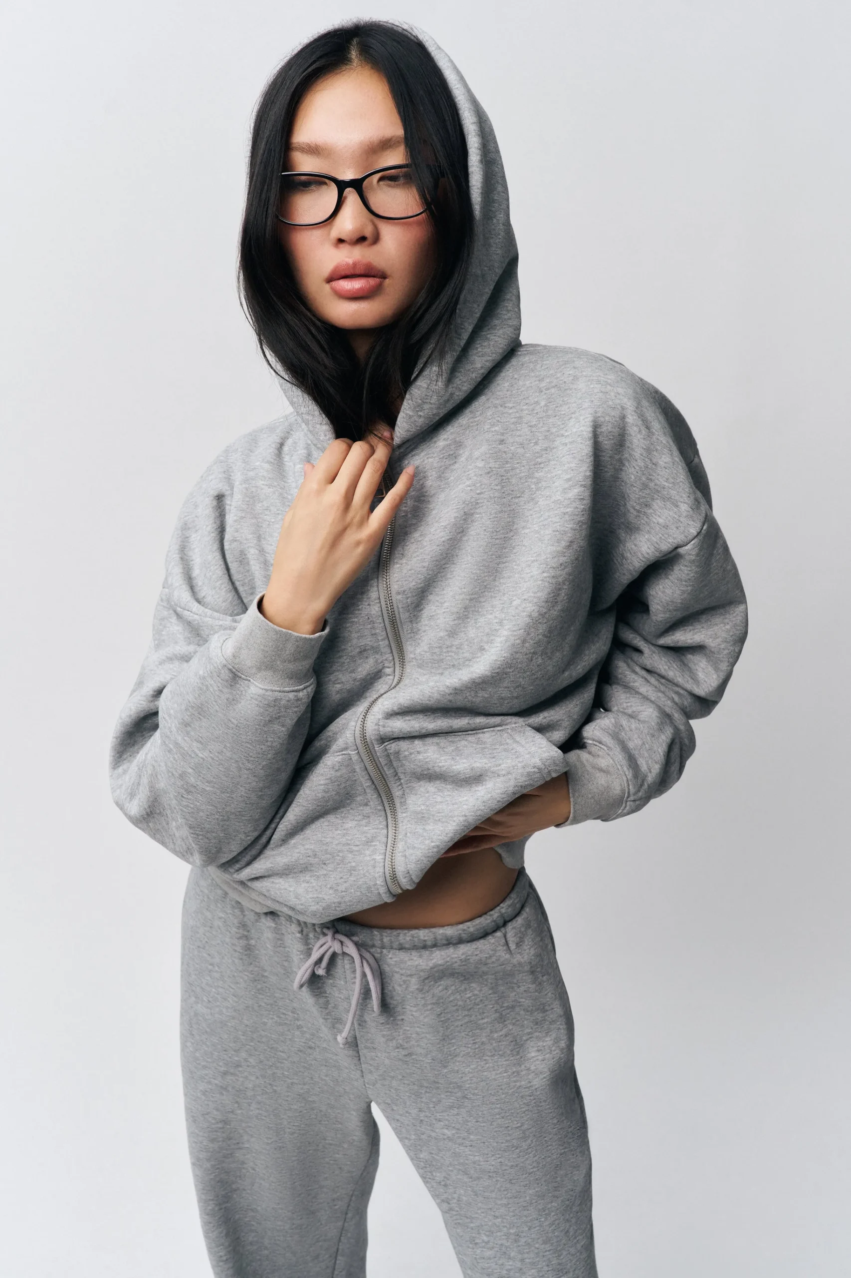 GUIZIO Zip Up Hoodie- Sweaters|Sweatshirts & Hoodies