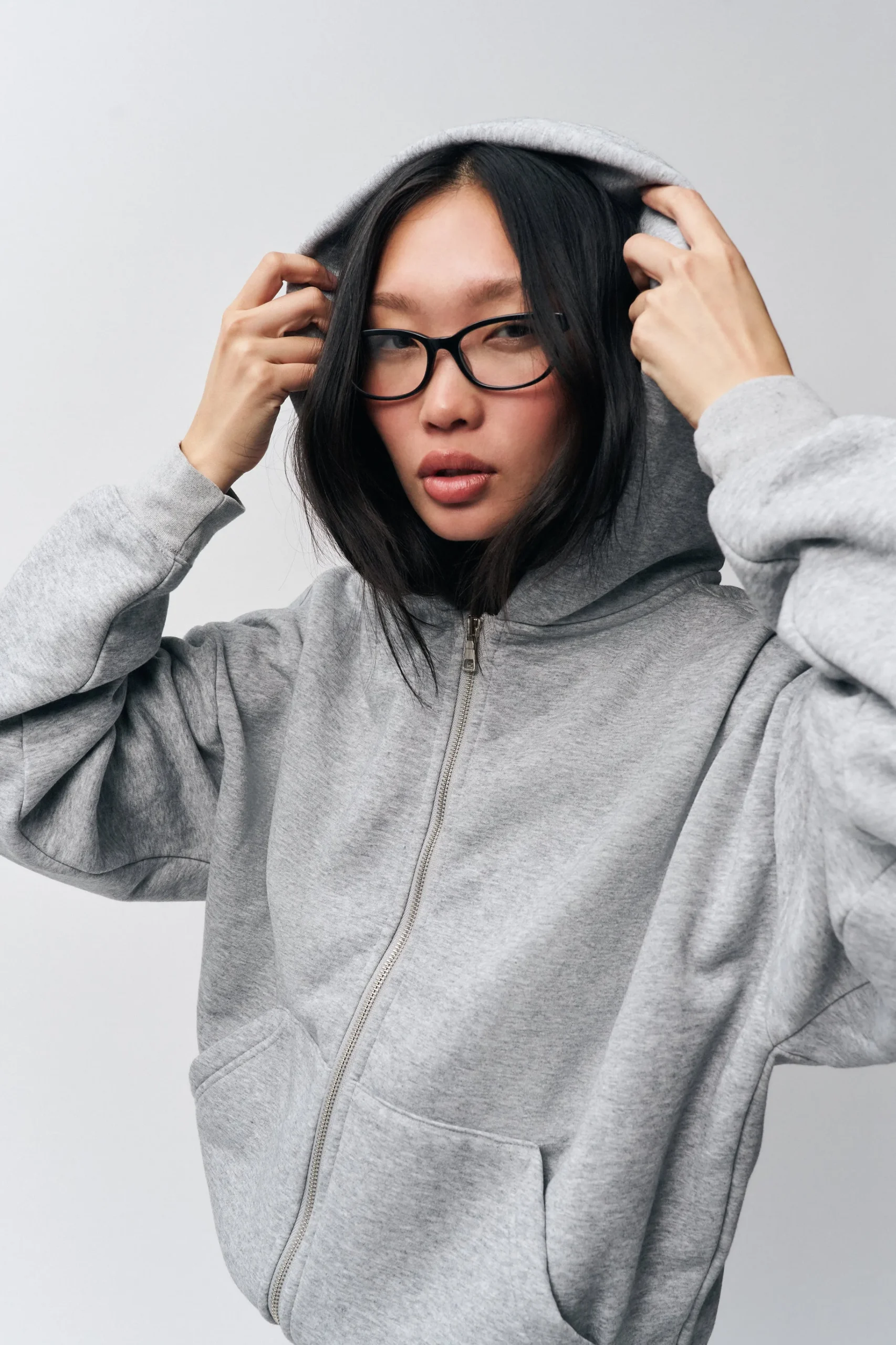 GUIZIO Zip Up Hoodie- Sweaters|Sweatshirts & Hoodies